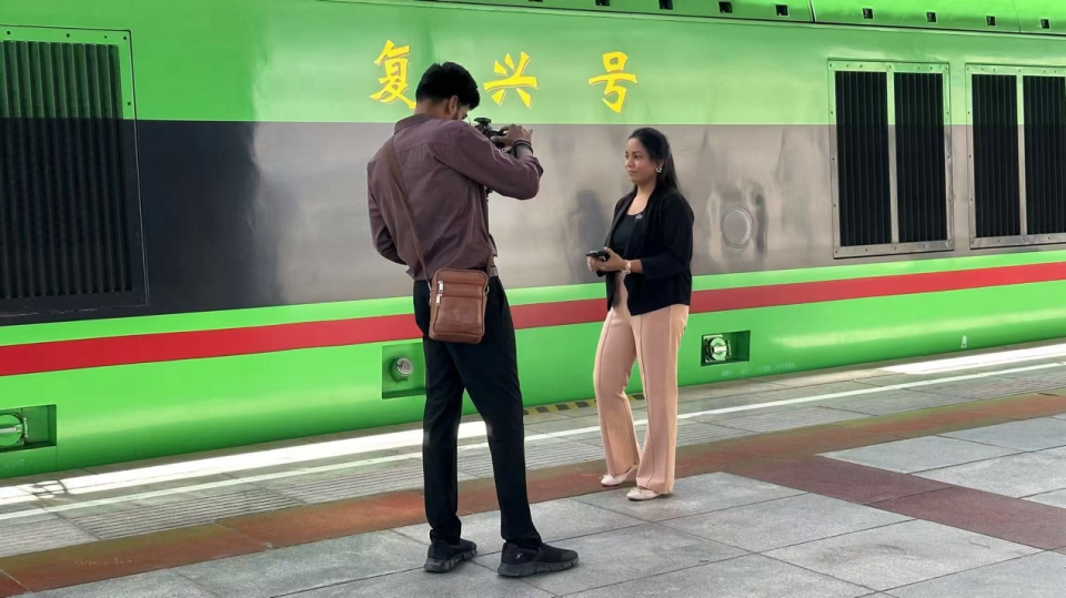 “中國在保護(hù)自然環(huán)境的同時實(shí)現(xiàn)了高度現(xiàn)代化！” ——多國記者眼中的現(xiàn)代西藏_fororder_圖片4